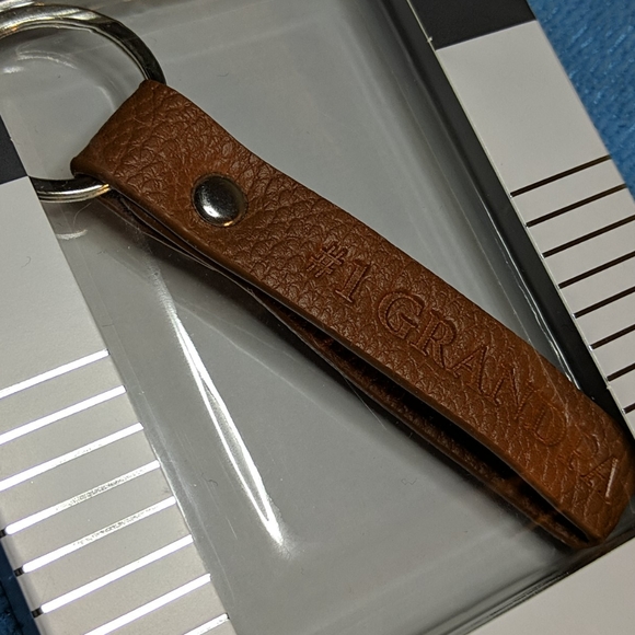 Keychain - Picture 4 of 8